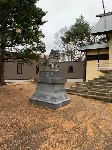 月寒神社の狛犬