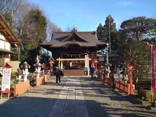 尾曳稲荷神社の本殿