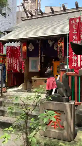 千代田稲荷神社の狛犬