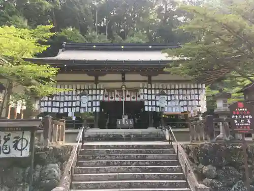 丹生川上神社（中社）の本殿・本堂