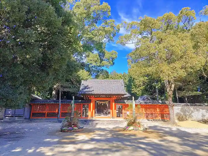 大岡白山神社の山門・神門