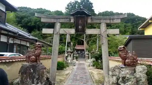 天津神社の鳥居