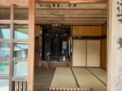 導地蔵尊（導地蔵堂）の本殿・本堂
