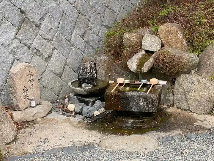 智禅寺の{uncategorized: "未分類", other: "その他", undefined: "問題あり", building: "その他建物", grave: "お墓", sacred_gate: "鳥居", guardian: "狛犬", statue: "像", buddha: "仏像", history: "歴史", nature: "自然", garden: "庭園", animal: "動物", pagoda: "塔", temizu: "手水舎", mountain_gate: "山門・神門", sanctuary: "本殿・本堂", subordinate: "末社・摂社", art: "芸術", scenery: "景色", jizo: "地蔵", ema: "絵馬", goshuin: "御朱印", omikuji: "おみくじ", items: "授与品その他", amulet: "お守り", goshuincho: "御朱印帳", eats: "食事", festival: "お祭り", votive_dance: "神楽", shichigosan: "七五三参", wedding: "結婚式", experience: "体験その他", initially: "初詣", around: "周辺", anti_infection: "感染症対策"}