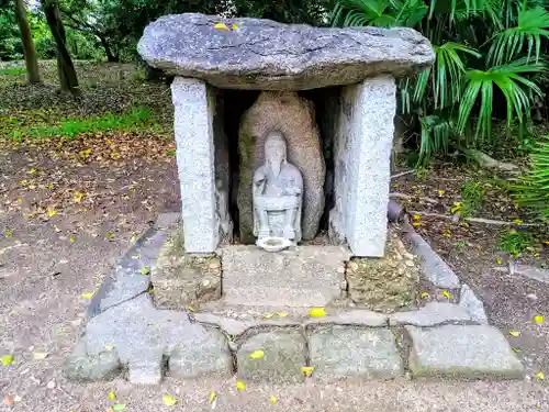 神明社（横松神明社）の像