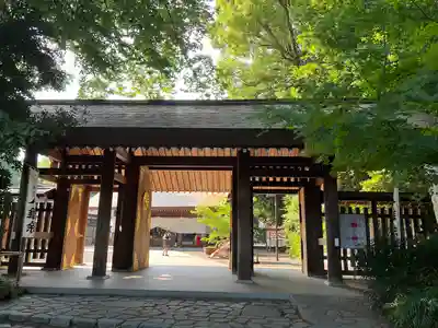 阿佐ヶ谷神明宮の山門・神門