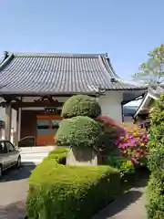 神足寺の本殿