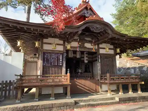 勝尾寺の本殿