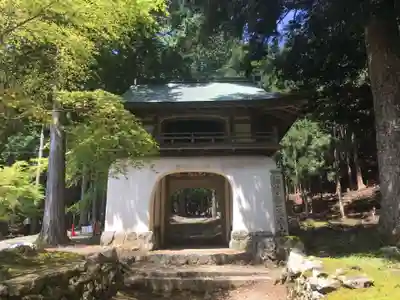 古知谷阿弥陀寺の山門・神門
