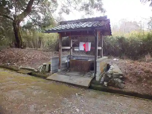 大笹原神社の手水舎