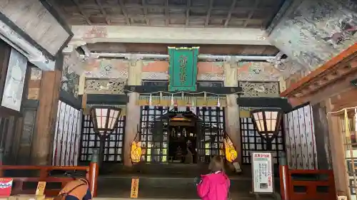 大神山神社奥宮の{uncategorized: "未分類", other: "その他", undefined: "問題あり", building: "その他建物", grave: "お墓", sacred_gate: "鳥居", guardian: "狛犬", statue: "像", buddha: "仏像", history: "歴史", nature: "自然", garden: "庭園", animal: "動物", pagoda: "塔", temizu: "手水舎", mountain_gate: "山門・神門", sanctuary: "本殿・本堂", subordinate: "末社・摂社", art: "芸術", scenery: "景色", jizo: "地蔵", ema: "絵馬", goshuin: "御朱印", omikuji: "おみくじ", items: "授与品その他", amulet: "お守り", goshuincho: "御朱印帳", eats: "食事", festival: "お祭り", votive_dance: "神楽", shichigosan: "七五三参", wedding: "結婚式", experience: "体験その他", initially: "初詣", around: "周辺", anti_infection: "感染症対策"}