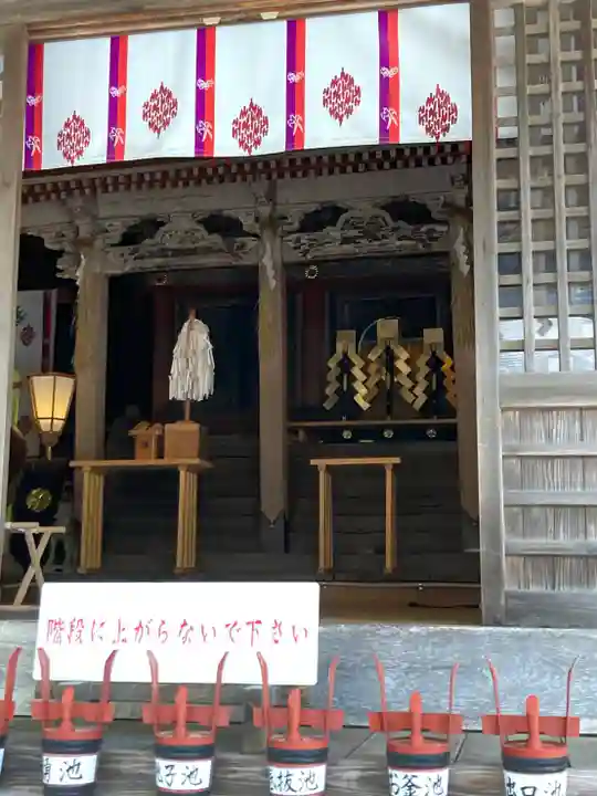 淺間神社(忍野八海)の本殿・本堂