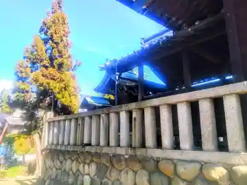 三十八所社の本殿・本堂