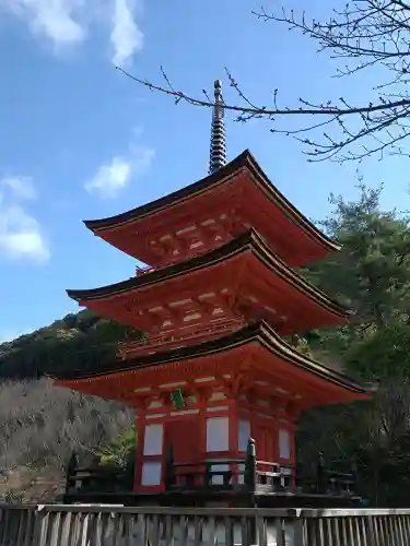 清水寺の{uncategorized: "未分類", other: "その他", undefined: "問題あり", building: "その他建物", grave: "お墓", sacred_gate: "鳥居", guardian: "狛犬", statue: "像", buddha: "仏像", history: "歴史", nature: "自然", garden: "庭園", animal: "動物", pagoda: "塔", temizu: "手水舎", mountain_gate: "山門・神門", sanctuary: "本殿・本堂", subordinate: "末社・摂社", art: "芸術", scenery: "景色", jizo: "地蔵", ema: "絵馬", goshuin: "御朱印", omikuji: "おみくじ", items: "授与品その他", amulet: "お守り", goshuincho: "御朱印帳", eats: "食事", festival: "お祭り", votive_dance: "神楽", shichigosan: "七五三参", wedding: "結婚式", experience: "体験その他", initially: "初詣", around: "周辺", anti_infection: "感染症対策"}