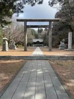 岩手護國神社の{uncategorized: "未分類", other: "その他", undefined: "問題あり", building: "その他建物", grave: "お墓", sacred_gate: "鳥居", guardian: "狛犬", statue: "像", buddha: "仏像", history: "歴史", nature: "自然", garden: "庭園", animal: "動物", pagoda: "塔", temizu: "手水舎", mountain_gate: "山門・神門", sanctuary: "本殿・本堂", subordinate: "末社・摂社", art: "芸術", scenery: "景色", jizo: "地蔵", ema: "絵馬", goshuin: "御朱印", omikuji: "おみくじ", items: "授与品その他", amulet: "お守り", goshuincho: "御朱印帳", eats: "食事", festival: "お祭り", votive_dance: "神楽", shichigosan: "七五三参", wedding: "結婚式", experience: "体験その他", initially: "初詣", around: "周辺", anti_infection: "感染症対策"}