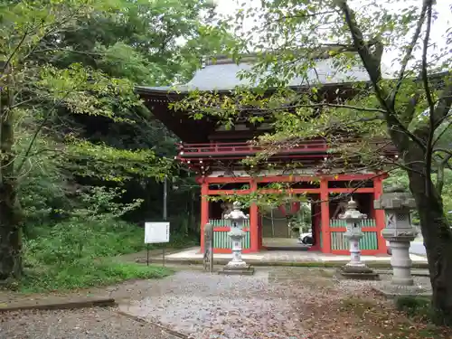 岩舟山高勝寺の山門・神門
