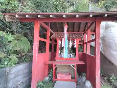 御嶽稲荷神社の本殿