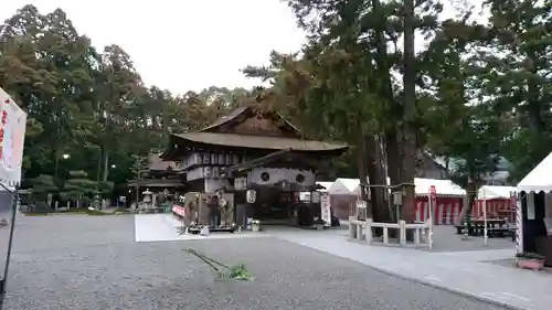 建部大社の本殿・本堂