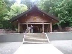 開拓神社の本殿