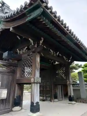 空臨寺の{uncategorized: "未分類", other: "その他", undefined: "問題あり", building: "その他建物", grave: "お墓", sacred_gate: "鳥居", guardian: "狛犬", statue: "像", buddha: "仏像", history: "歴史", nature: "自然", garden: "庭園", animal: "動物", pagoda: "塔", temizu: "手水舎", mountain_gate: "山門・神門", sanctuary: "本殿・本堂", subordinate: "末社・摂社", art: "芸術", scenery: "景色", jizo: "地蔵", ema: "絵馬", goshuin: "御朱印", omikuji: "おみくじ", items: "授与品その他", amulet: "お守り", goshuincho: "御朱印帳", eats: "食事", festival: "お祭り", votive_dance: "神楽", shichigosan: "七五三参", wedding: "結婚式", experience: "体験その他", initially: "初詣", around: "周辺", anti_infection: "感染症対策"}