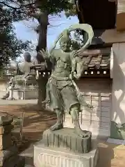 寳泉寺の像