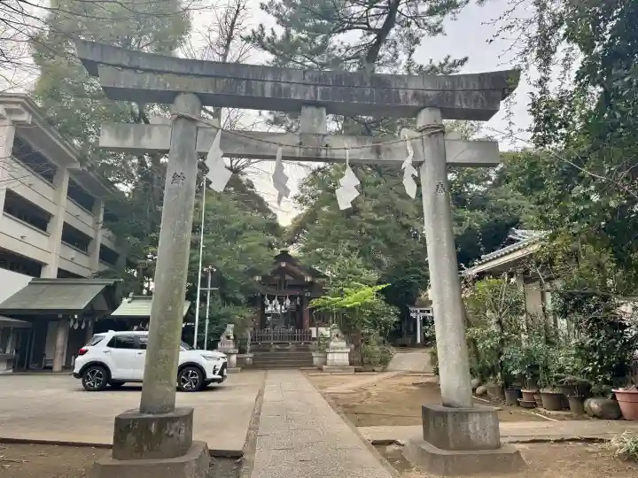 御霊神社の{uncategorized: "未分類", other: "その他", undefined: "問題あり", building: "その他建物", grave: "お墓", sacred_gate: "鳥居", guardian: "狛犬", statue: "像", buddha: "仏像", history: "歴史", nature: "自然", garden: "庭園", animal: "動物", pagoda: "塔", temizu: "手水舎", mountain_gate: "山門・神門", sanctuary: "本殿・本堂", subordinate: "末社・摂社", art: "芸術", scenery: "景色", jizo: "地蔵", ema: "絵馬", goshuin: "御朱印", omikuji: "おみくじ", items: "授与品その他", amulet: "お守り", goshuincho: "御朱印帳", eats: "食事", festival: "お祭り", votive_dance: "神楽", shichigosan: "七五三参", wedding: "結婚式", experience: "体験その他", initially: "初詣", around: "周辺", anti_infection: "感染症対策"}