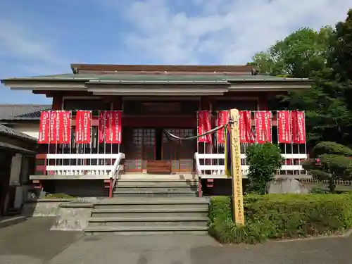 泉蔵寺の本殿・本堂