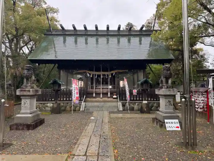 若宮神明社の{uncategorized: "未分類", other: "その他", undefined: "問題あり", building: "その他建物", grave: "お墓", sacred_gate: "鳥居", guardian: "狛犬", statue: "像", buddha: "仏像", history: "歴史", nature: "自然", garden: "庭園", animal: "動物", pagoda: "塔", temizu: "手水舎", mountain_gate: "山門・神門", sanctuary: "本殿・本堂", subordinate: "末社・摂社", art: "芸術", scenery: "景色", jizo: "地蔵", ema: "絵馬", goshuin: "御朱印", omikuji: "おみくじ", items: "授与品その他", amulet: "お守り", goshuincho: "御朱印帳", eats: "食事", festival: "お祭り", votive_dance: "神楽", shichigosan: "七五三参", wedding: "結婚式", experience: "体験その他", initially: "初詣", around: "周辺", anti_infection: "感染症対策"}