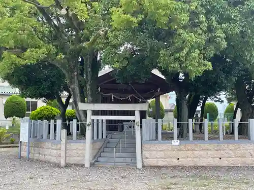 直会神社の鳥居