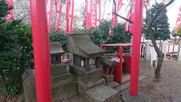 丁間稲荷神社の末社・摂社
