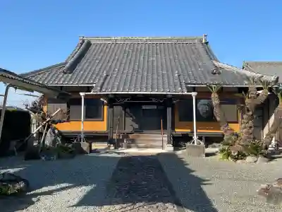 光輪寺の{uncategorized: "未分類", other: "その他", undefined: "問題あり", building: "その他建物", grave: "お墓", sacred_gate: "鳥居", guardian: "狛犬", statue: "像", buddha: "仏像", history: "歴史", nature: "自然", garden: "庭園", animal: "動物", pagoda: "塔", temizu: "手水舎", mountain_gate: "山門・神門", sanctuary: "本殿・本堂", subordinate: "末社・摂社", art: "芸術", scenery: "景色", jizo: "地蔵", ema: "絵馬", goshuin: "御朱印", omikuji: "おみくじ", items: "授与品その他", amulet: "お守り", goshuincho: "御朱印帳", eats: "食事", festival: "お祭り", votive_dance: "神楽", shichigosan: "七五三参", wedding: "結婚式", experience: "体験その他", initially: "初詣", around: "周辺", anti_infection: "感染症対策"}