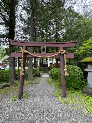 諏訪大社下社秋宮(長野県)