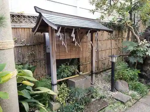 末廣神社の手水舎