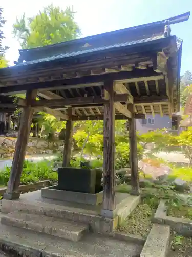 珍蔵寺　の{uncategorized: "未分類", other: "その他", undefined: "問題あり", building: "その他建物", grave: "お墓", sacred_gate: "鳥居", guardian: "狛犬", statue: "像", buddha: "仏像", history: "歴史", nature: "自然", garden: "庭園", animal: "動物", pagoda: "塔", temizu: "手水舎", mountain_gate: "山門・神門", sanctuary: "本殿・本堂", subordinate: "末社・摂社", art: "芸術", scenery: "景色", jizo: "地蔵", ema: "絵馬", goshuin: "御朱印", omikuji: "おみくじ", items: "授与品その他", amulet: "お守り", goshuincho: "御朱印帳", eats: "食事", festival: "お祭り", votive_dance: "神楽", shichigosan: "七五三参", wedding: "結婚式", experience: "体験その他", initially: "初詣", around: "周辺", anti_infection: "感染症対策"}