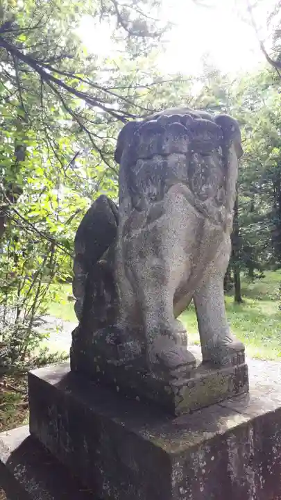 雨龍神社の狛犬
