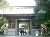 高徳院の山門・神門