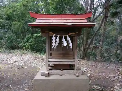 八幡神社の{uncategorized: "未分類", other: "その他", undefined: "問題あり", building: "その他建物", grave: "お墓", sacred_gate: "鳥居", guardian: "狛犬", statue: "像", buddha: "仏像", history: "歴史", nature: "自然", garden: "庭園", animal: "動物", pagoda: "塔", temizu: "手水舎", mountain_gate: "山門・神門", sanctuary: "本殿・本堂", subordinate: "末社・摂社", art: "芸術", scenery: "景色", jizo: "地蔵", ema: "絵馬", goshuin: "御朱印", omikuji: "おみくじ", items: "授与品その他", amulet: "お守り", goshuincho: "御朱印帳", eats: "食事", festival: "お祭り", votive_dance: "神楽", shichigosan: "七五三参", wedding: "結婚式", experience: "体験その他", initially: "初詣", around: "周辺", anti_infection: "感染症対策"}