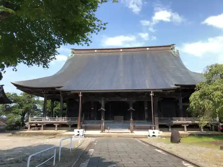 聞名寺の本殿・本堂