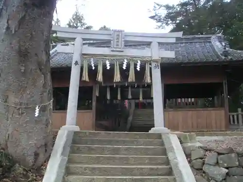 上の丸稲荷神社の鳥居