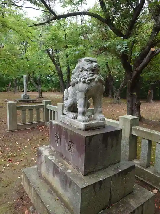 岩内神社の狛犬