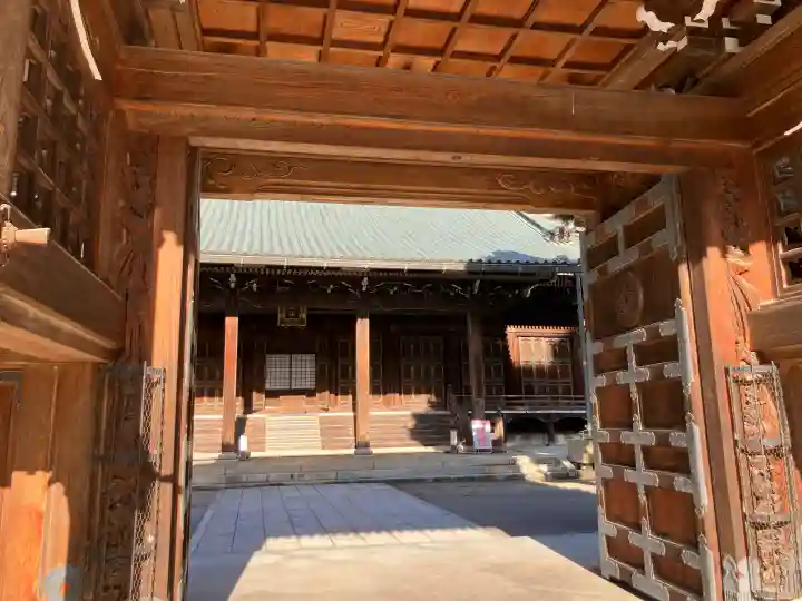 専光寺の{uncategorized: "未分類", other: "その他", undefined: "問題あり", building: "その他建物", grave: "お墓", sacred_gate: "鳥居", guardian: "狛犬", statue: "像", buddha: "仏像", history: "歴史", nature: "自然", garden: "庭園", animal: "動物", pagoda: "塔", temizu: "手水舎", mountain_gate: "山門・神門", sanctuary: "本殿・本堂", subordinate: "末社・摂社", art: "芸術", scenery: "景色", jizo: "地蔵", ema: "絵馬", goshuin: "御朱印", omikuji: "おみくじ", items: "授与品その他", amulet: "お守り", goshuincho: "御朱印帳", eats: "食事", festival: "お祭り", votive_dance: "神楽", shichigosan: "七五三参", wedding: "結婚式", experience: "体験その他", initially: "初詣", around: "周辺", anti_infection: "感染症対策"}
