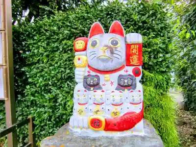 御嶽山神社の像