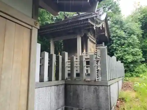 八事御嶽神社の本殿・本堂