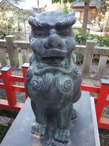 大伴神社の狛犬