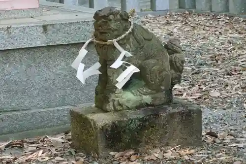 燕神社の狛犬