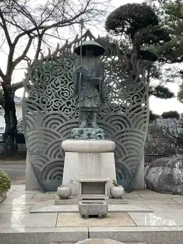 長命寺の像