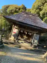 志多里八幡宮の本殿