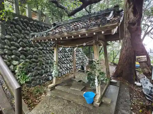 高天神社の手水舎