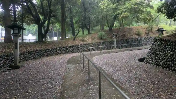 群馬県護国神社の{uncategorized: "未分類", other: "その他", undefined: "問題あり", building: "その他建物", grave: "お墓", sacred_gate: "鳥居", guardian: "狛犬", statue: "像", buddha: "仏像", history: "歴史", nature: "自然", garden: "庭園", animal: "動物", pagoda: "塔", temizu: "手水舎", mountain_gate: "山門・神門", sanctuary: "本殿・本堂", subordinate: "末社・摂社", art: "芸術", scenery: "景色", jizo: "地蔵", ema: "絵馬", goshuin: "御朱印", omikuji: "おみくじ", items: "授与品その他", amulet: "お守り", goshuincho: "御朱印帳", eats: "食事", festival: "お祭り", votive_dance: "神楽", shichigosan: "七五三参", wedding: "結婚式", experience: "体験その他", initially: "初詣", around: "周辺", anti_infection: "感染症対策"}