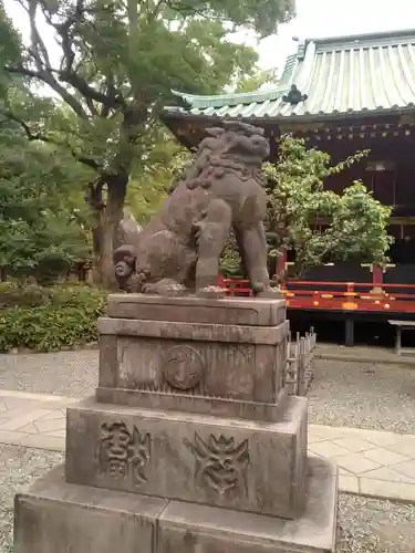 根津神社の狛犬
